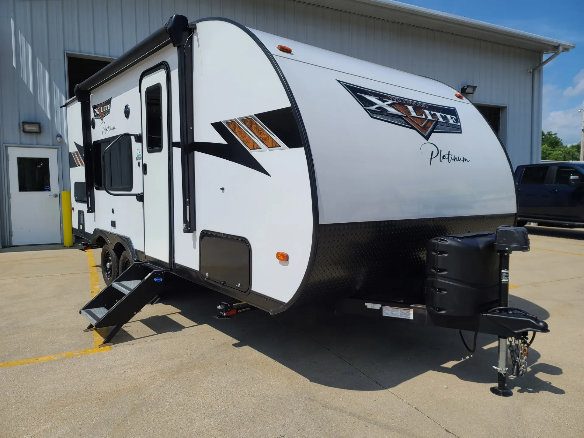 2023 Forest River Wildwood X-Lite 171RBXLX - Photo 2