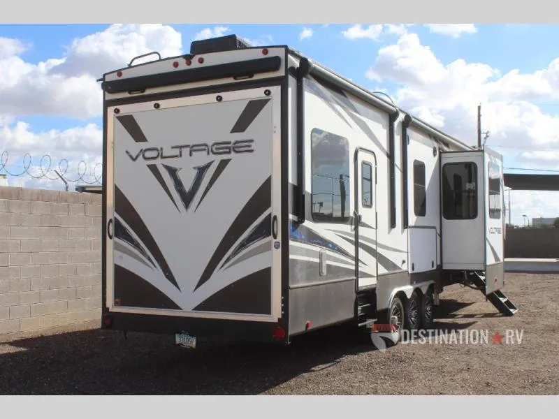 2019 Dutchmen RV Voltage Used    4115 Fifth Wheel Toy Hauler - Photo 3