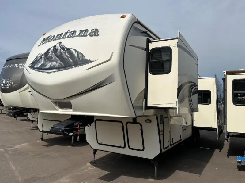 2014 Keystone Montana 3155 RL - Photo 3