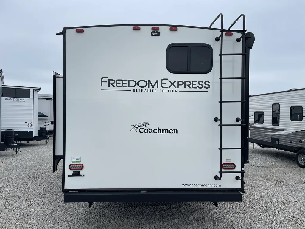 2024 Coachmen Freedom Express Ultra Lite 258BHS, Photos photo 7