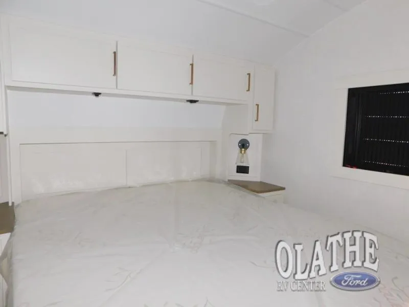 2027 Brinkley Model Z New    2700 - Photo 2