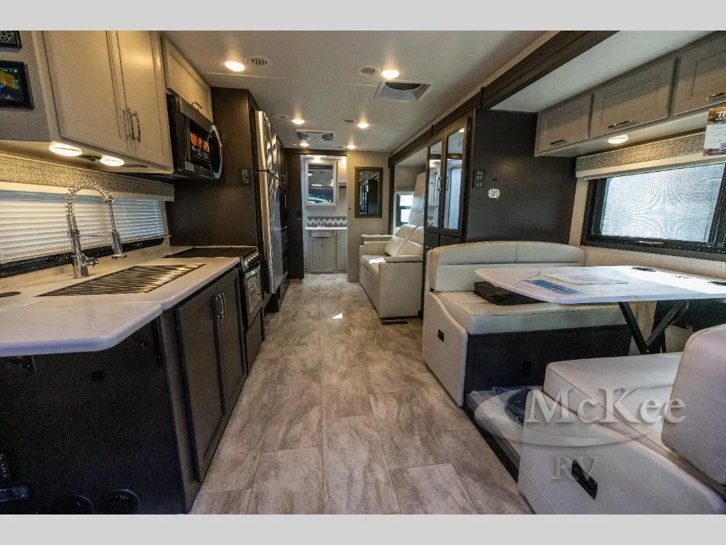 2026 Thor Motor Coach Magnitude GRAND S29 - Photo 3