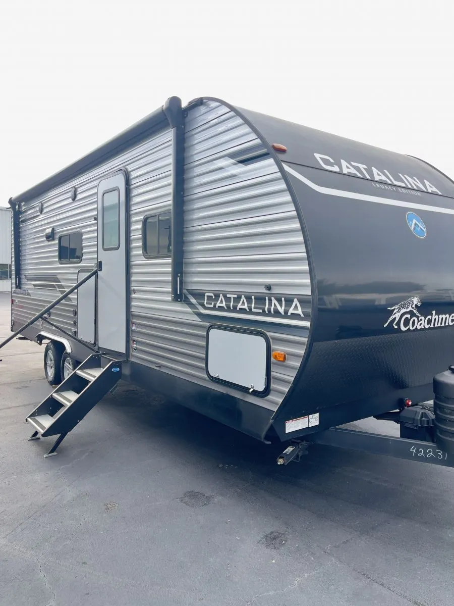 2024 Coachmen Catalina 243RBS - Photo 2