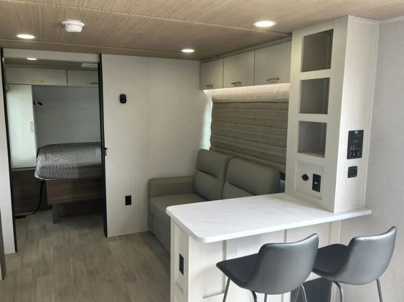 2026 Forest River Vibe Extreme Lite 2500CK, Photos photo 2