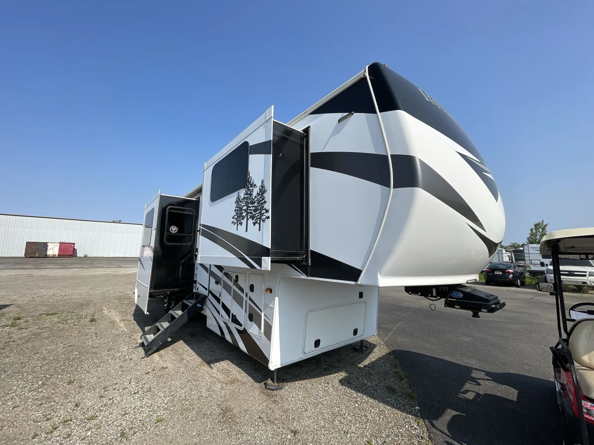 2020 crossroads Redwood 3981FK - Photo 2