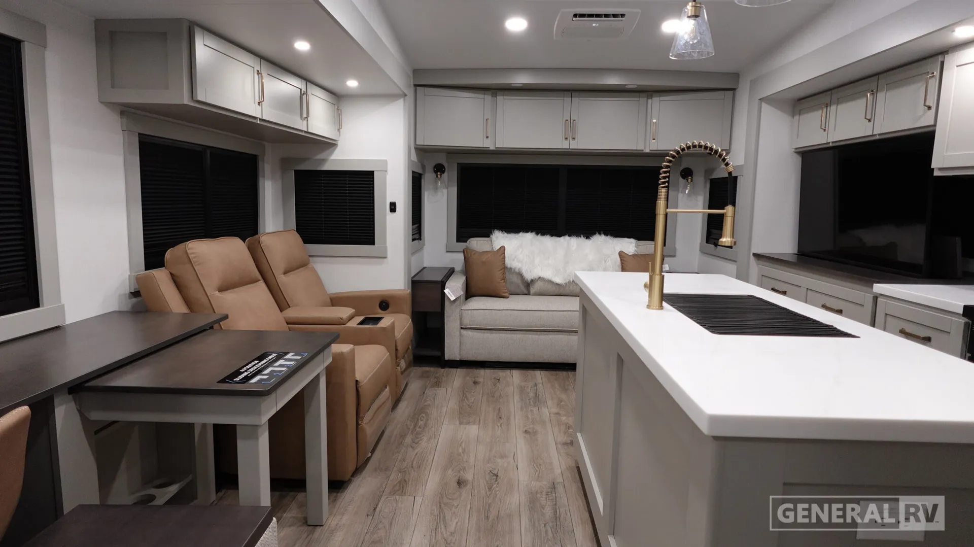 2026 Brinkley Model Z 2900 - Photo 3