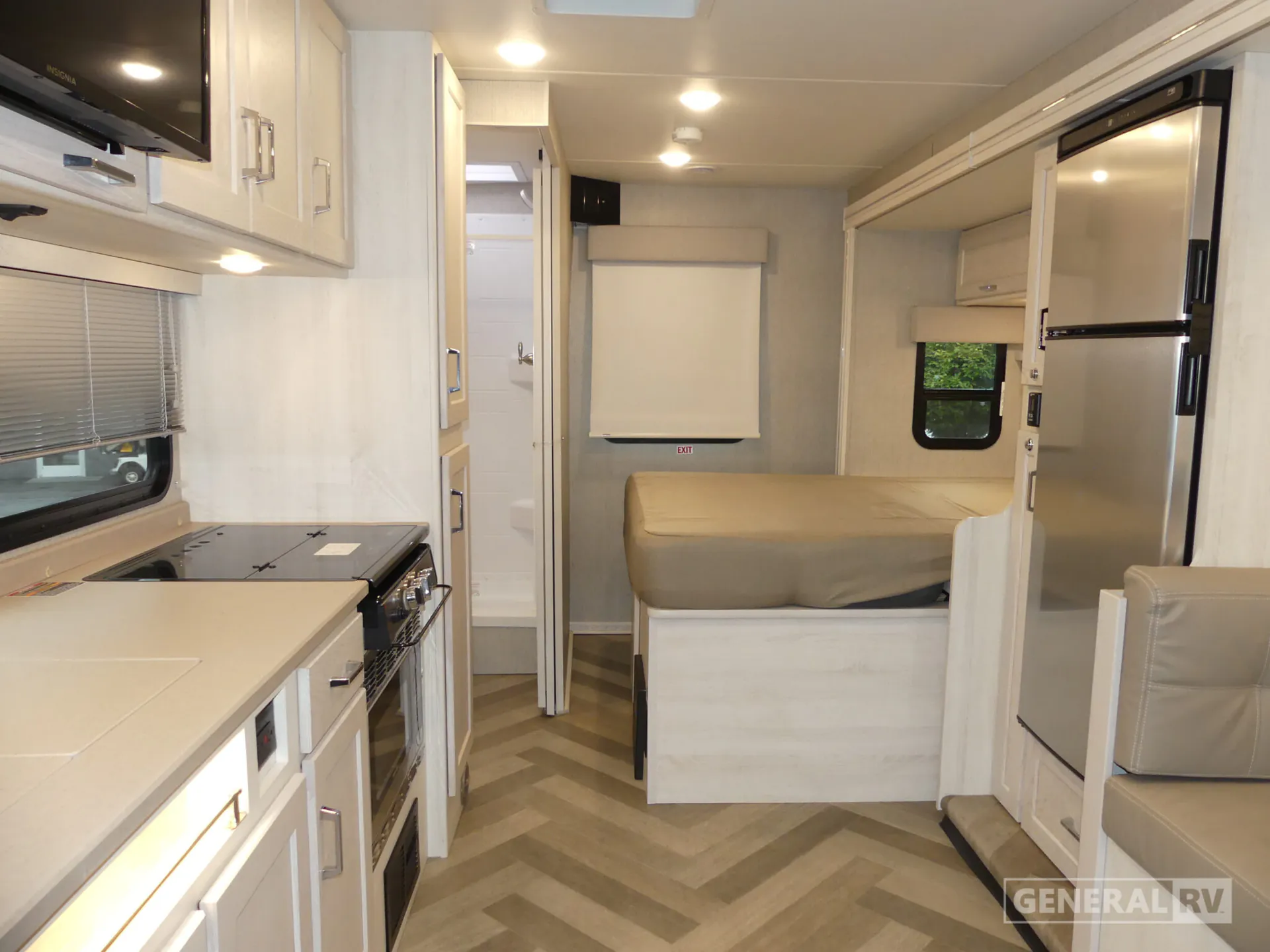 2024 Winnebago Vita 24P - Photo 3