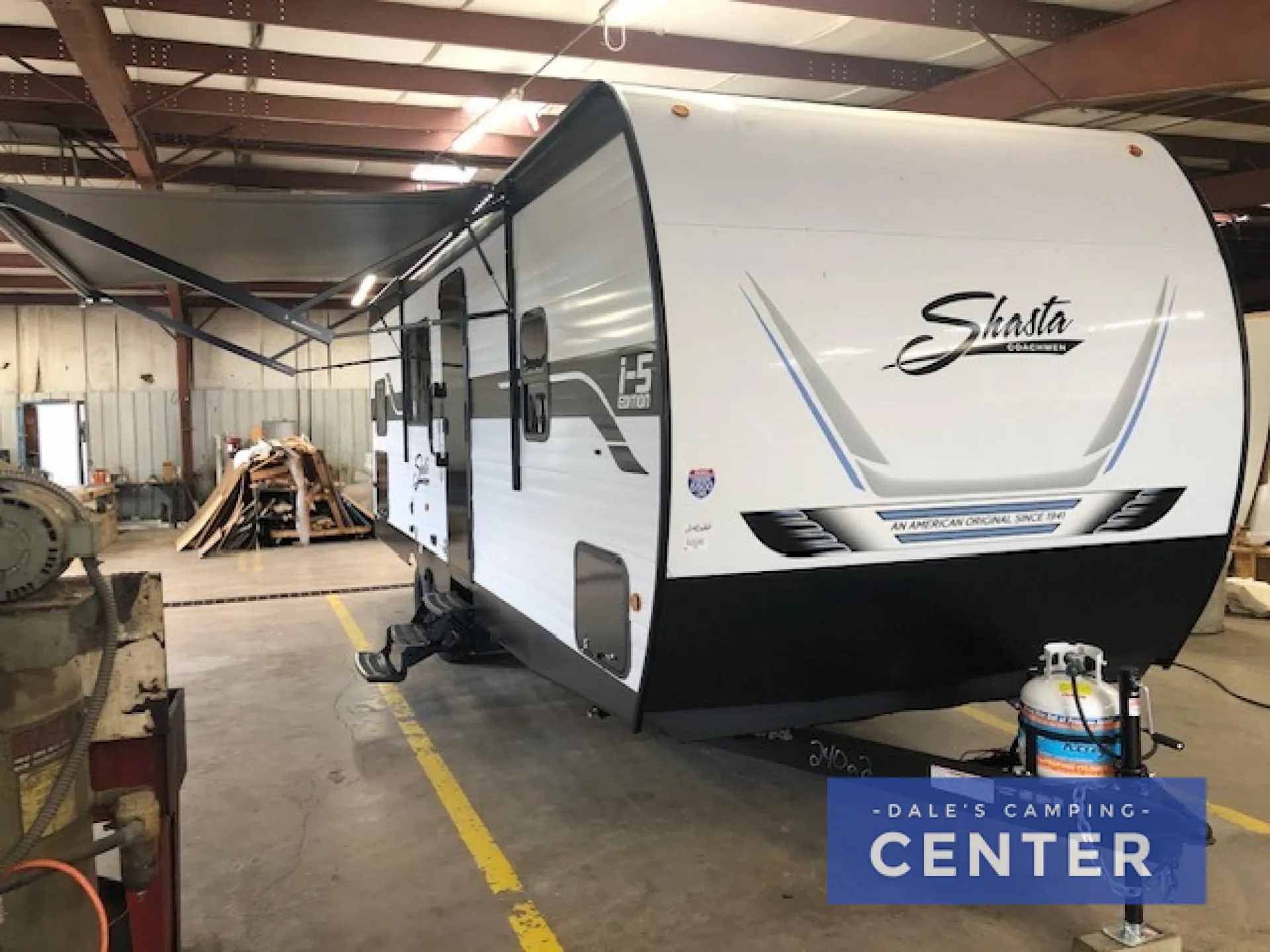 2025 Shasta RVs i-5 Edition 525RS - Photo 2