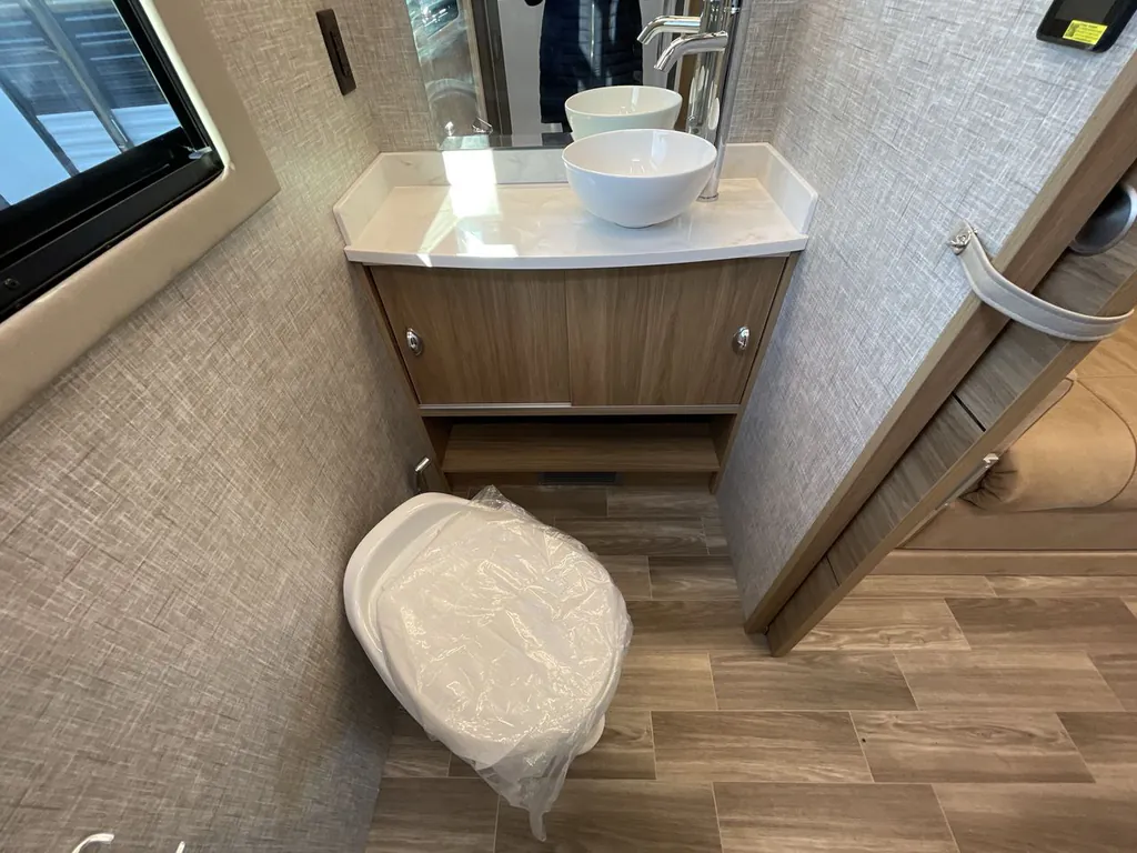 2026 Tiffin Wayfarer 25 XRW, Photos photo 27