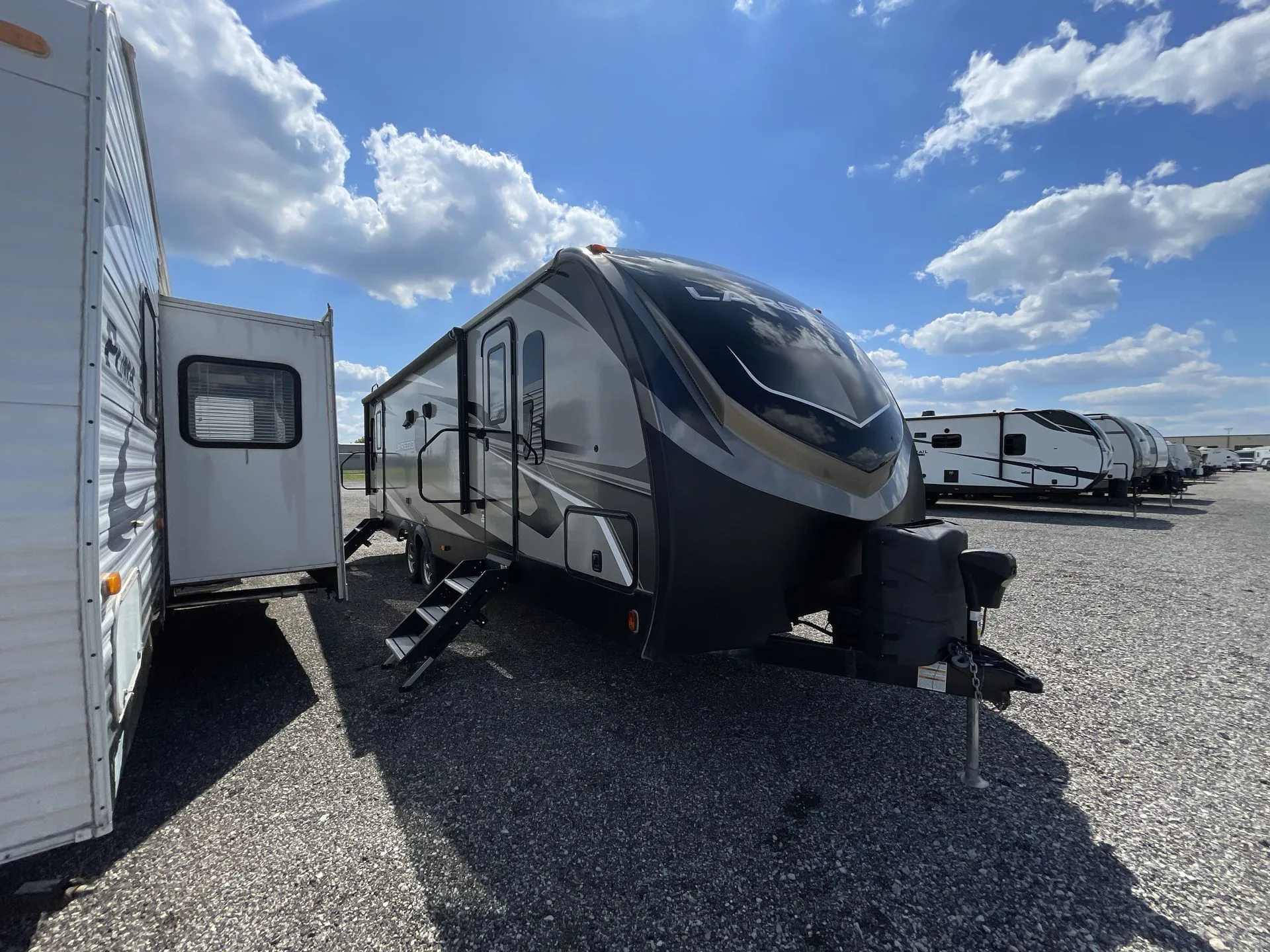 2020 Keystone Laredo 275RL - Photo 2