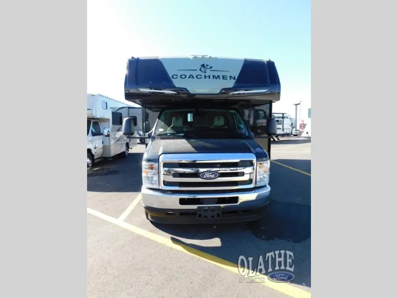 2026 Coachmen Freelander 26DS - Photo 3