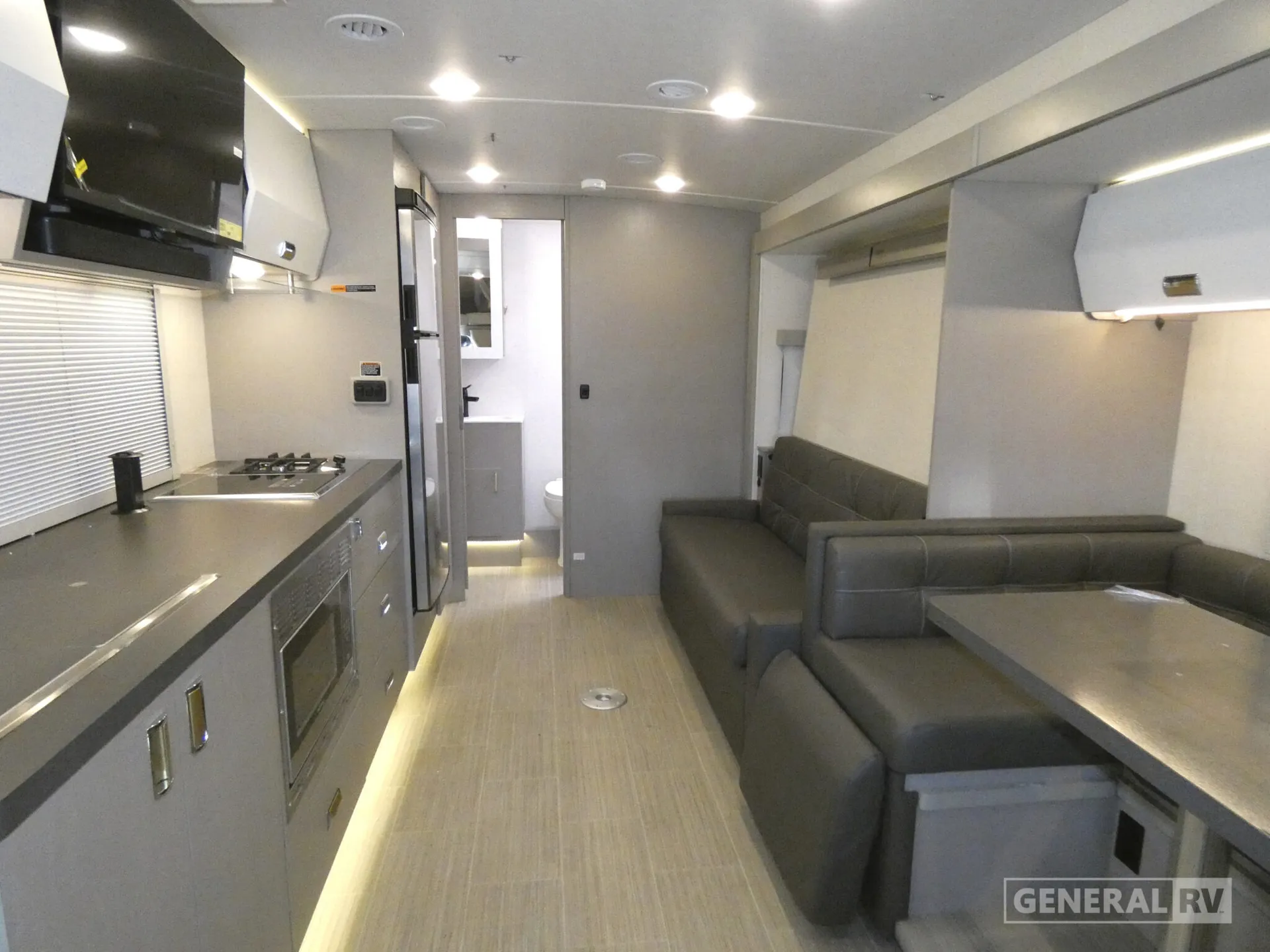 2027 Winnebago View 24D - Photo 3