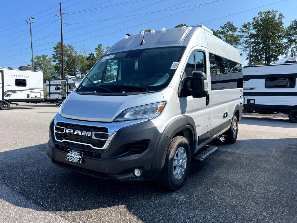 2026 Entegra Coach Arc 18C - Photo 3