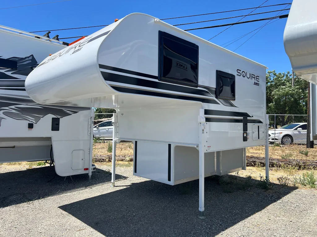 2027 Lance SQ610 - Main photo