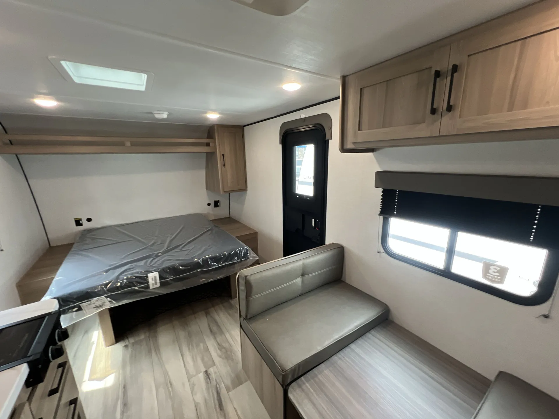 2026 Keystone Coleman Light 17RX — living area main