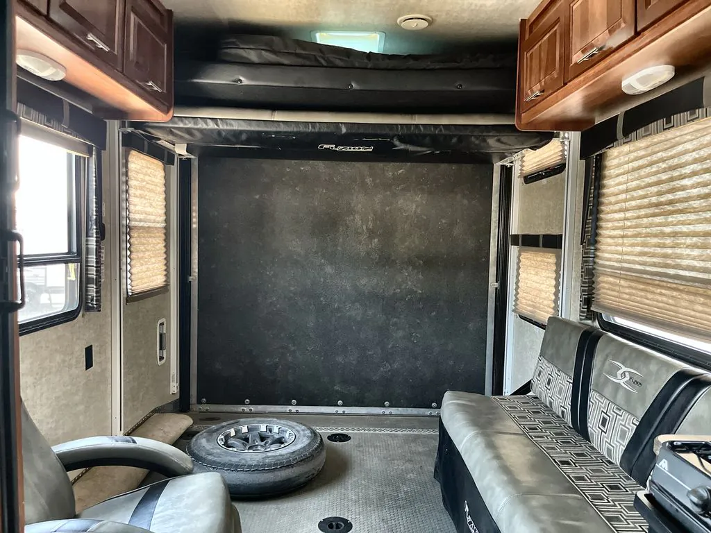 2014 Keystone Fuzion 260 - Photo 3