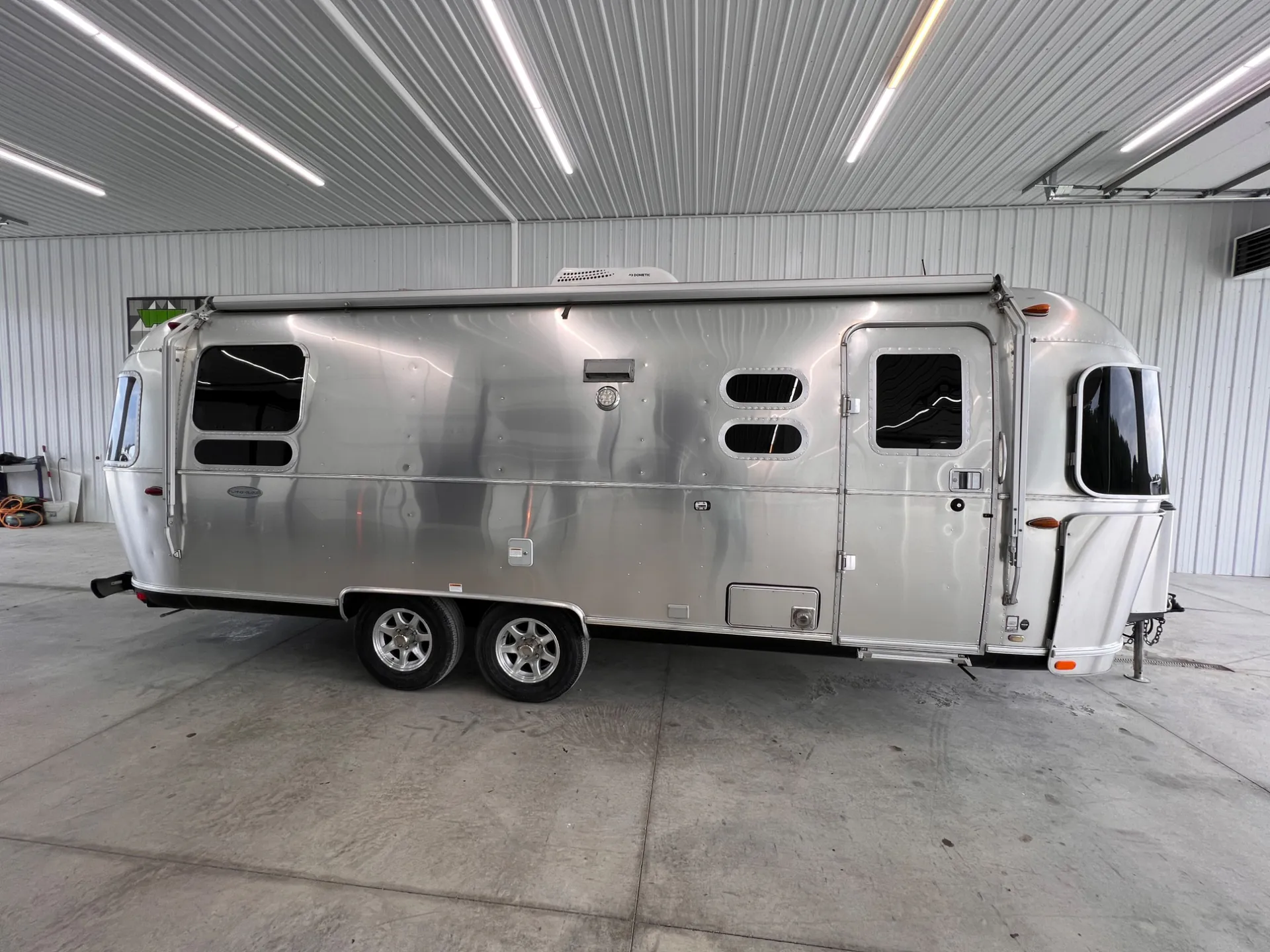 2019 Airstream Flying Cloud 25RB - Photo 3
