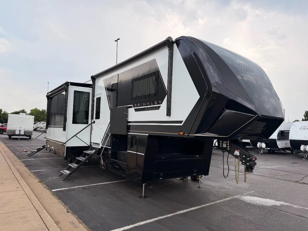 2027 Brinkley Model G 3970