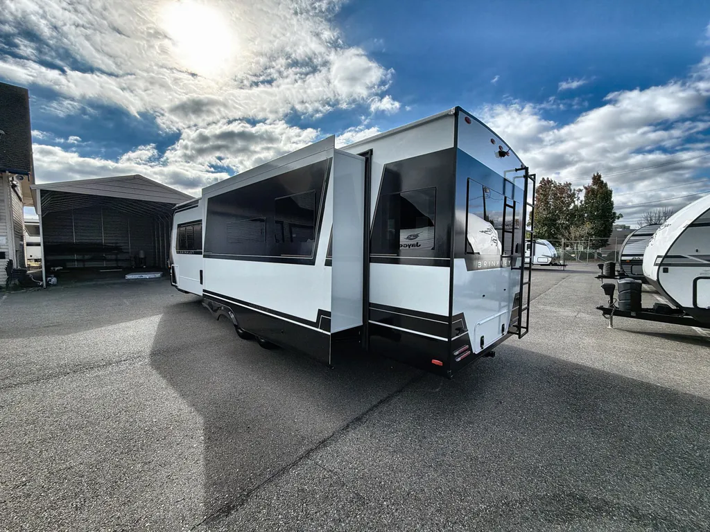 2026 Brinkley Model Z AIR 297, Photos photo 6