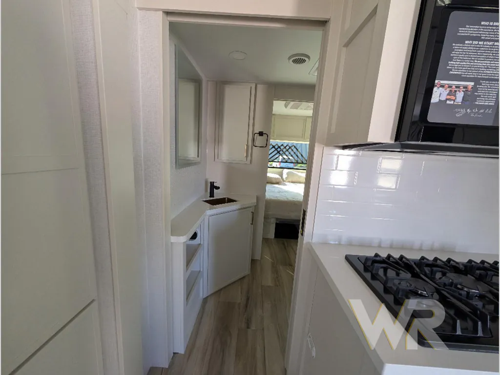2027 Brinkley Model I 290, Photos photo 22