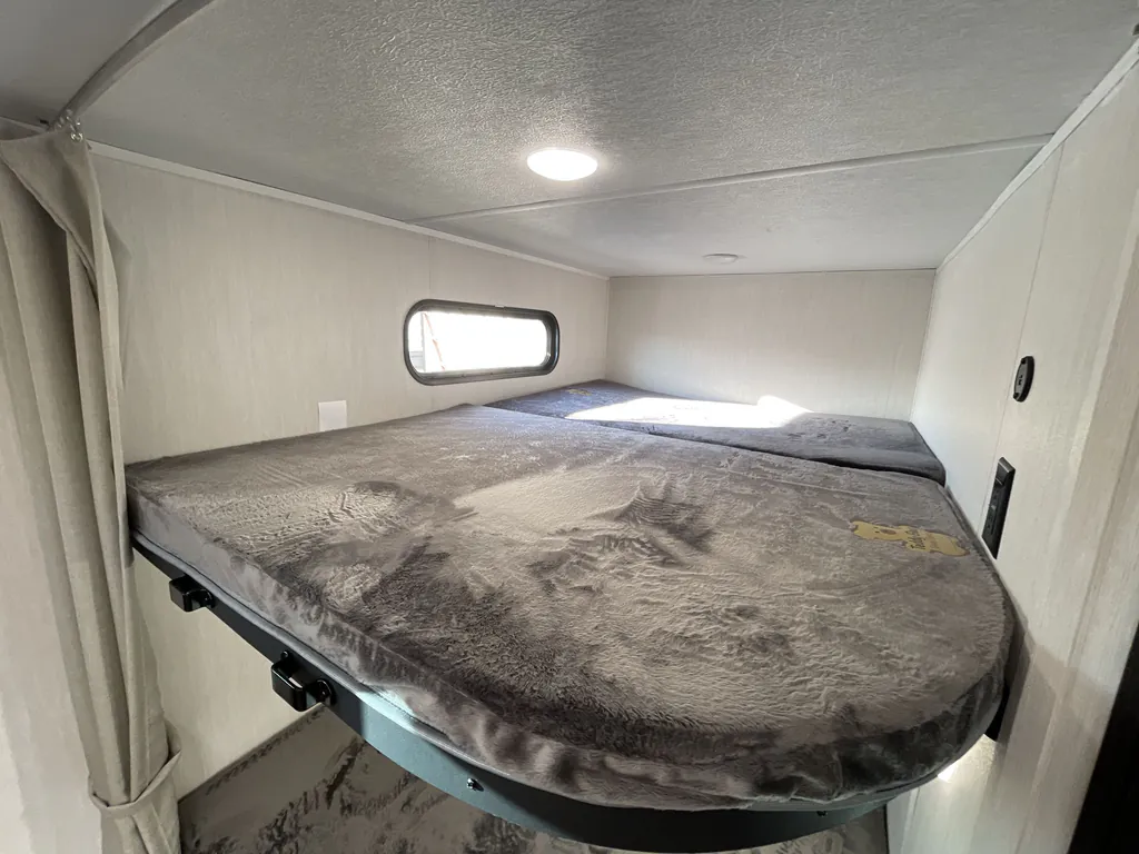 2026 Forest River Alpha Wolf 24TRUNK, Photos photo 18