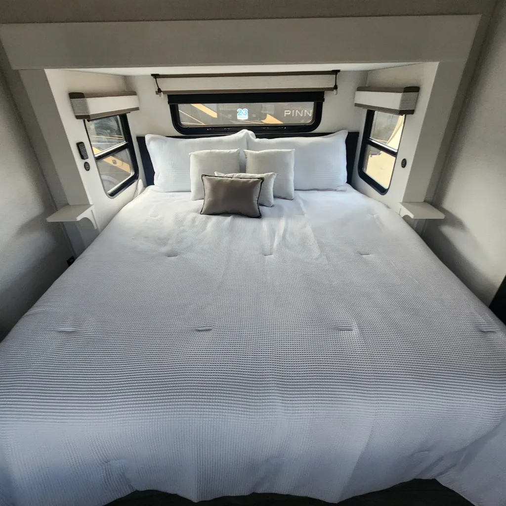 2026 Jayco Pinnacle 36FBTS, Photos photo 44