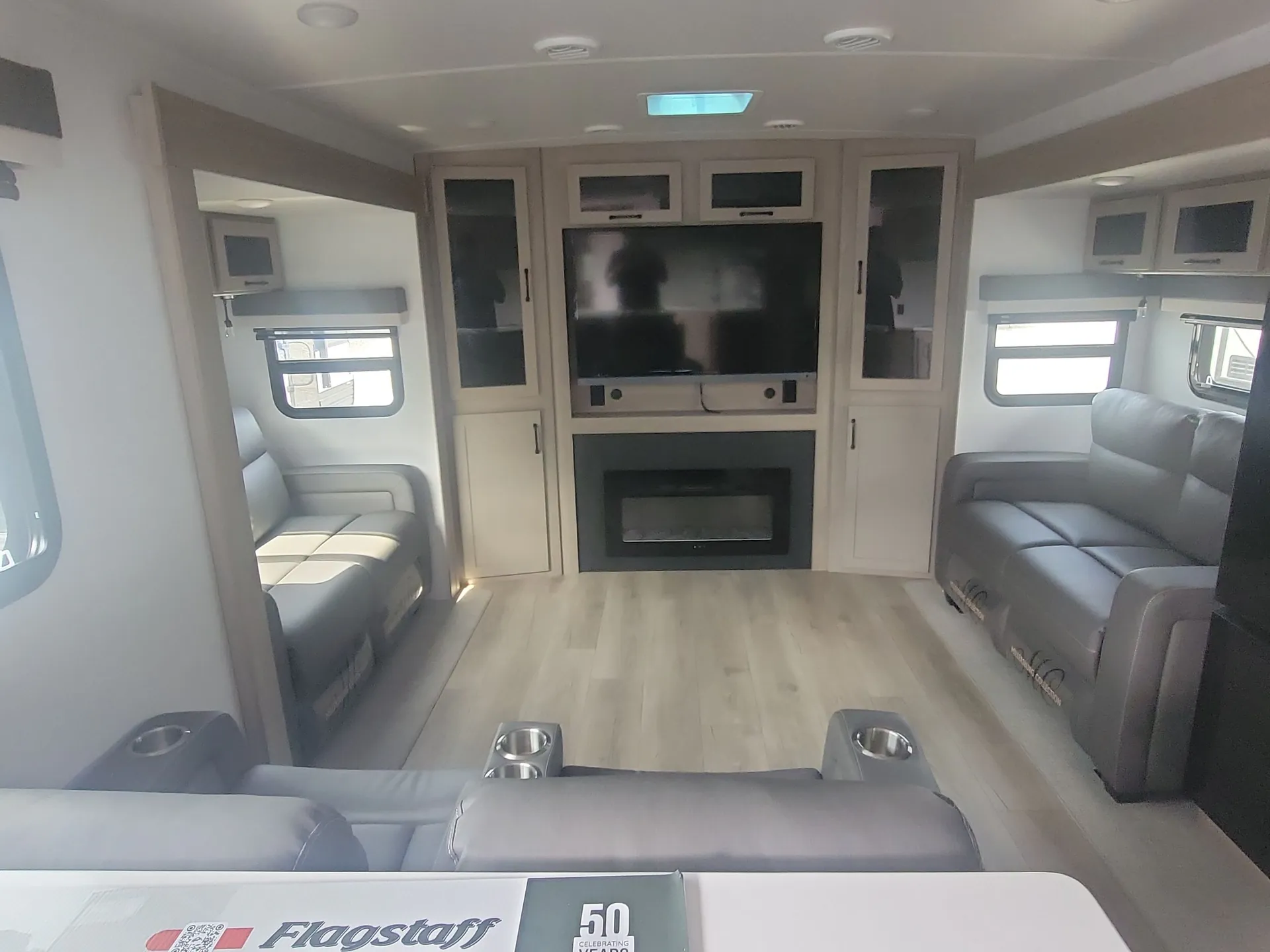 2025 Forest River Flagstaff Super Lite 29RLS — living area main