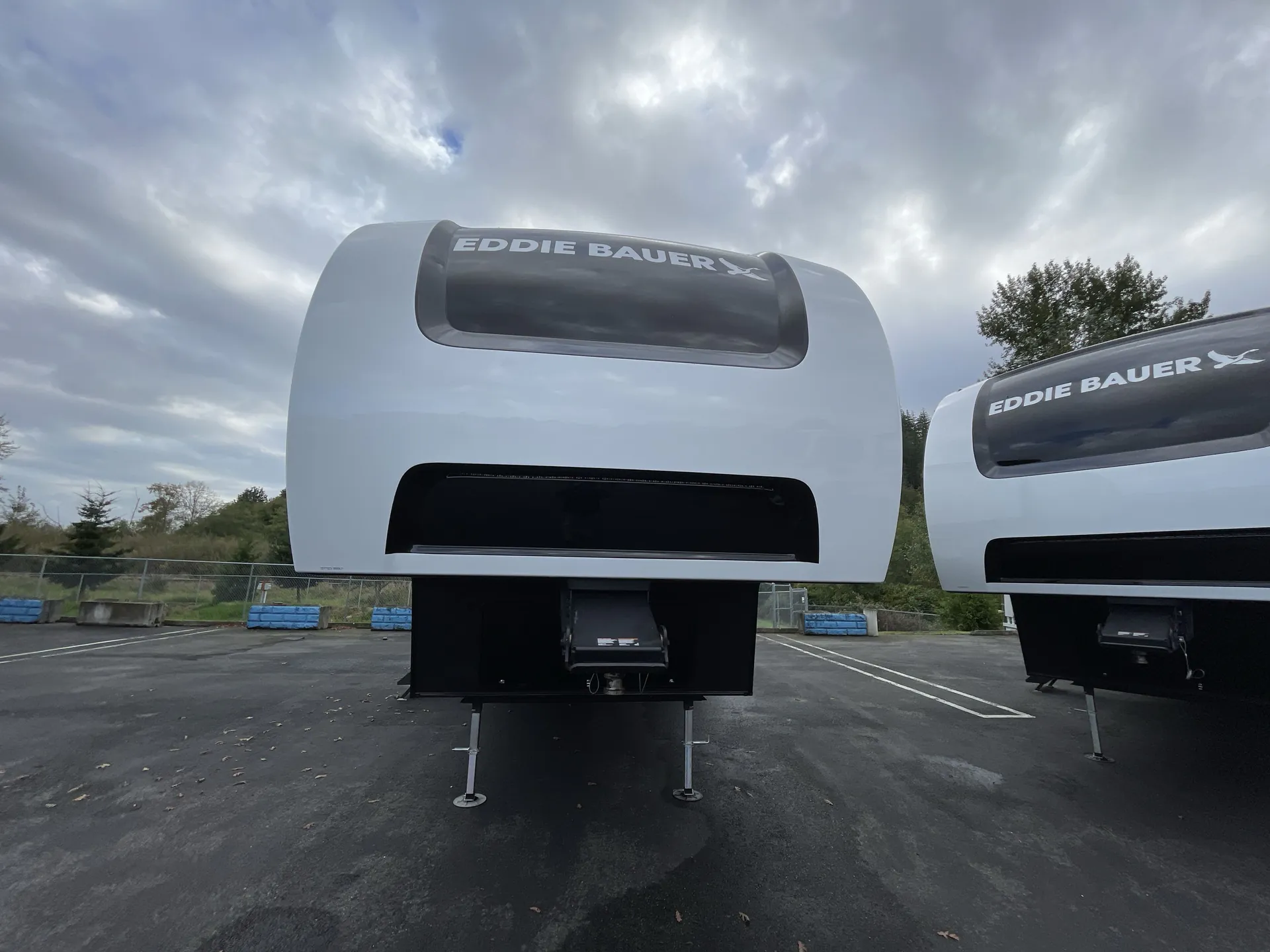 2025 Heartland Eddie Bauer Signature 3600LF — front