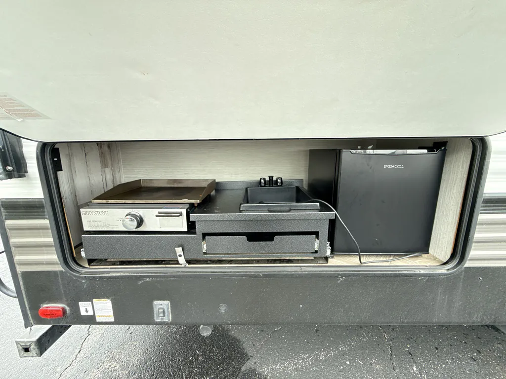 2021 Forest River Puma 32BHQS, Photos photo 9