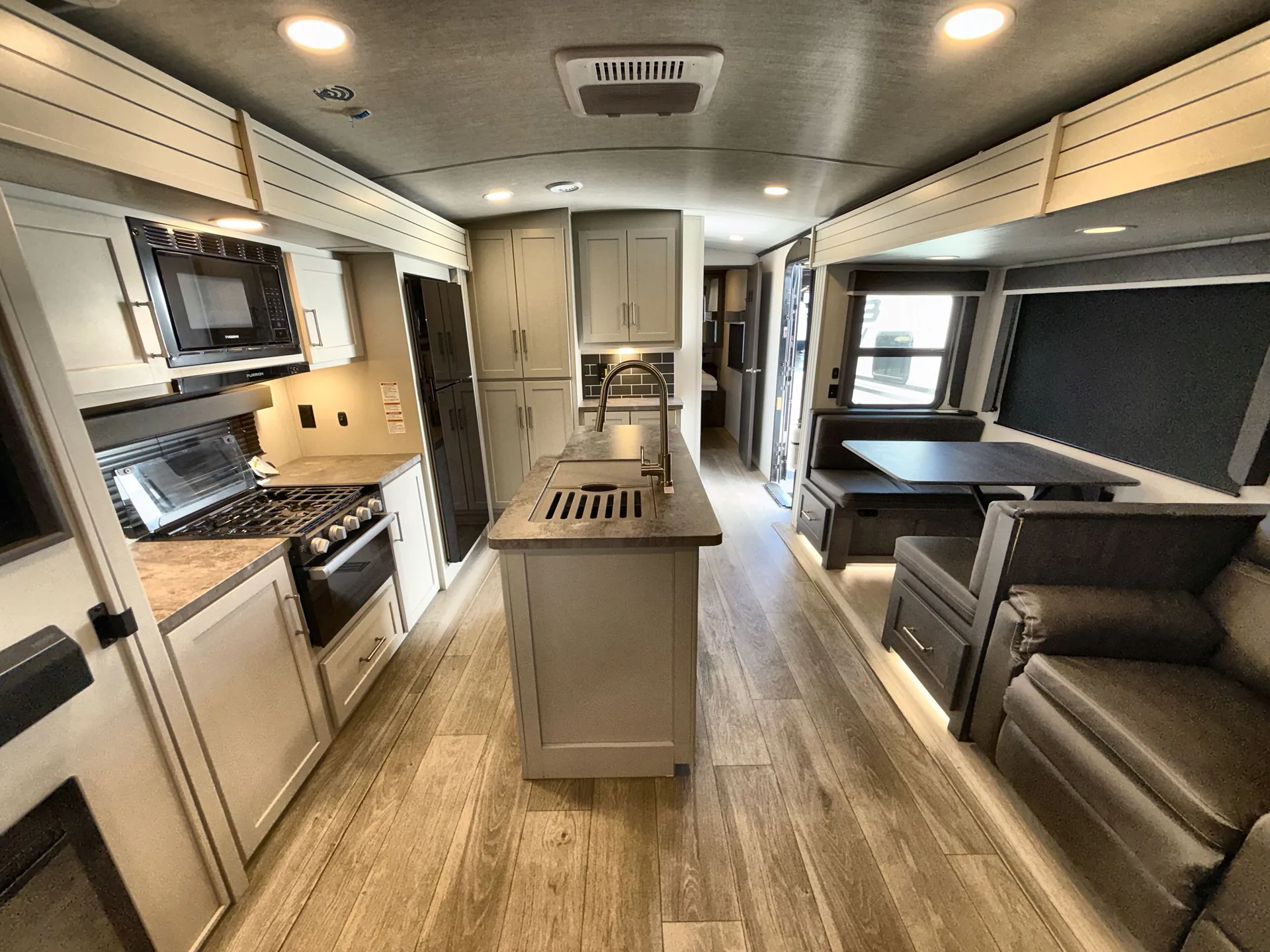 2025 Keystone Cougar Half-Ton 29RLPWE — living area main