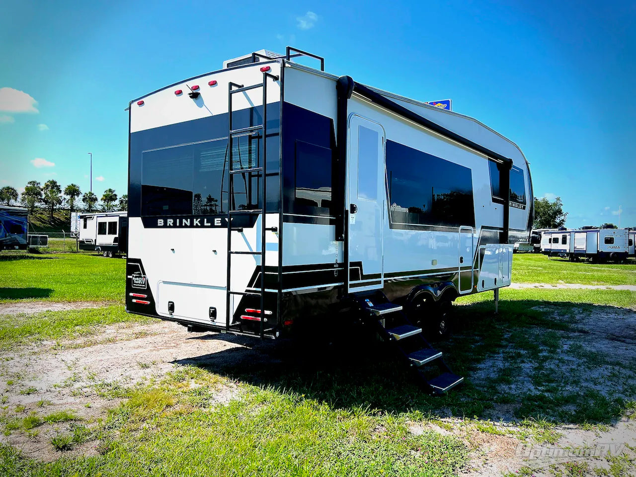 2025 Brinkley Model Z 2670 - Photo 4