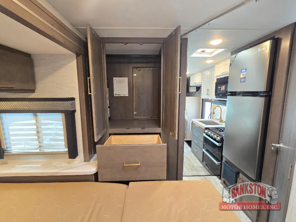 2025 Thor Motor Coach Freedom Elite 22FE, Photos photo 20
