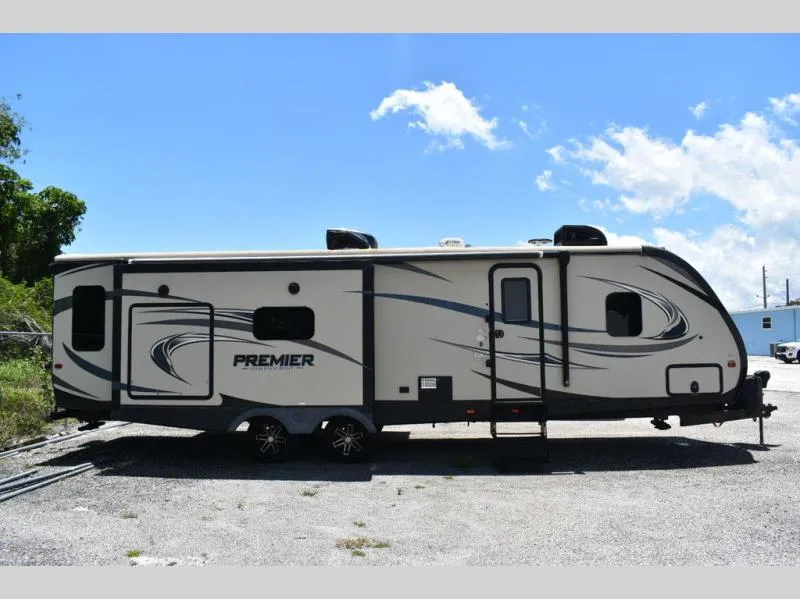 2018 Keystone RV Bullet 30RIPR - Photo 2