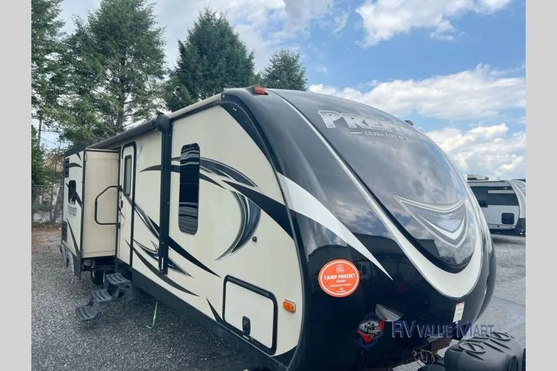 2017 Keystone Premier Ultra Lite 34BHPR - Main photo