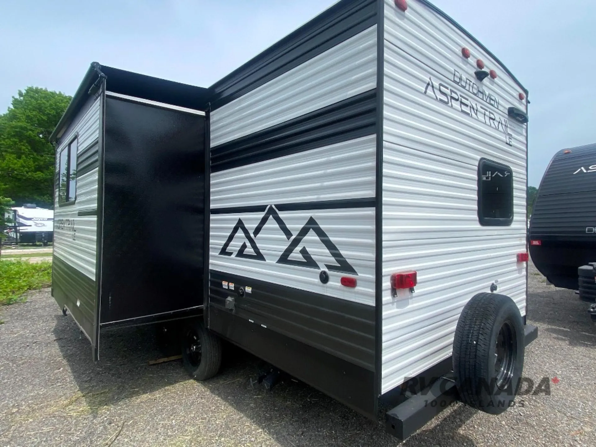 2025 Dutchmen Aspen Trail LE 23BHWE - Photo 4