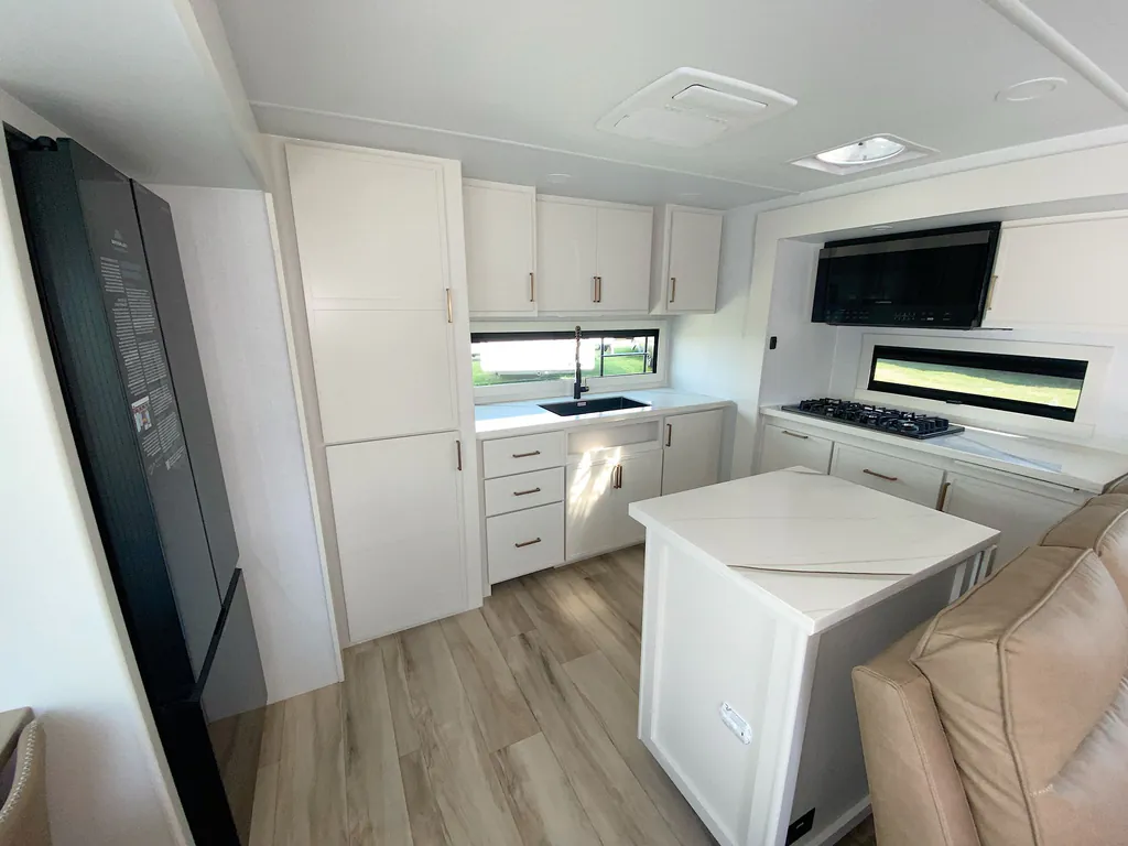 2026 Brinkley Model I 280, Photos photo 12