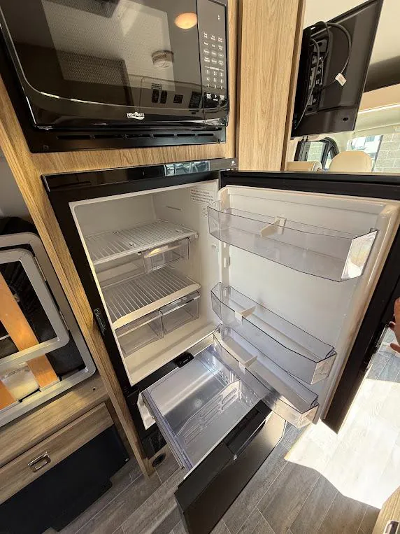 2025 Winnebago Travato 59G, Photos photo 12