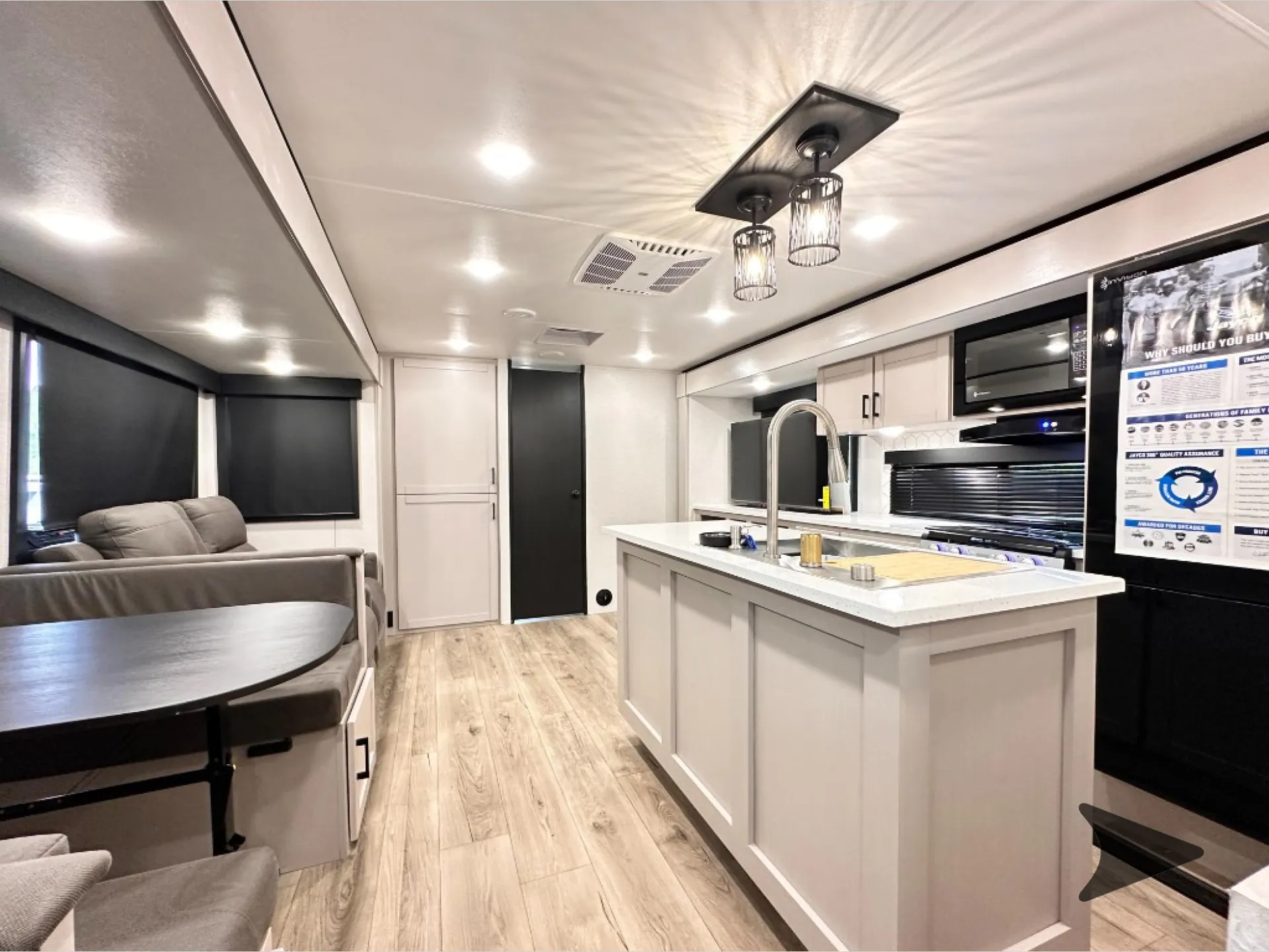 2026 Jayco Jay Feather 32QBH - Photo 4