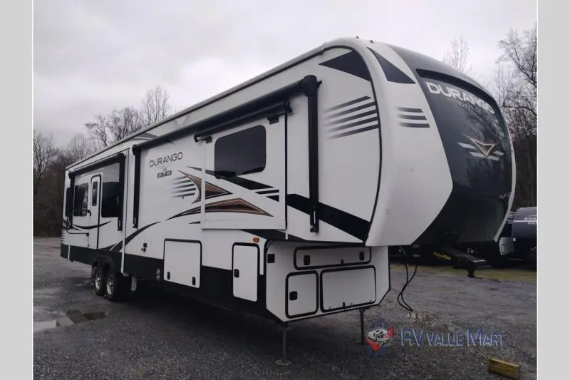 2022 KZ Durango Gold G383RLQ - Main photo