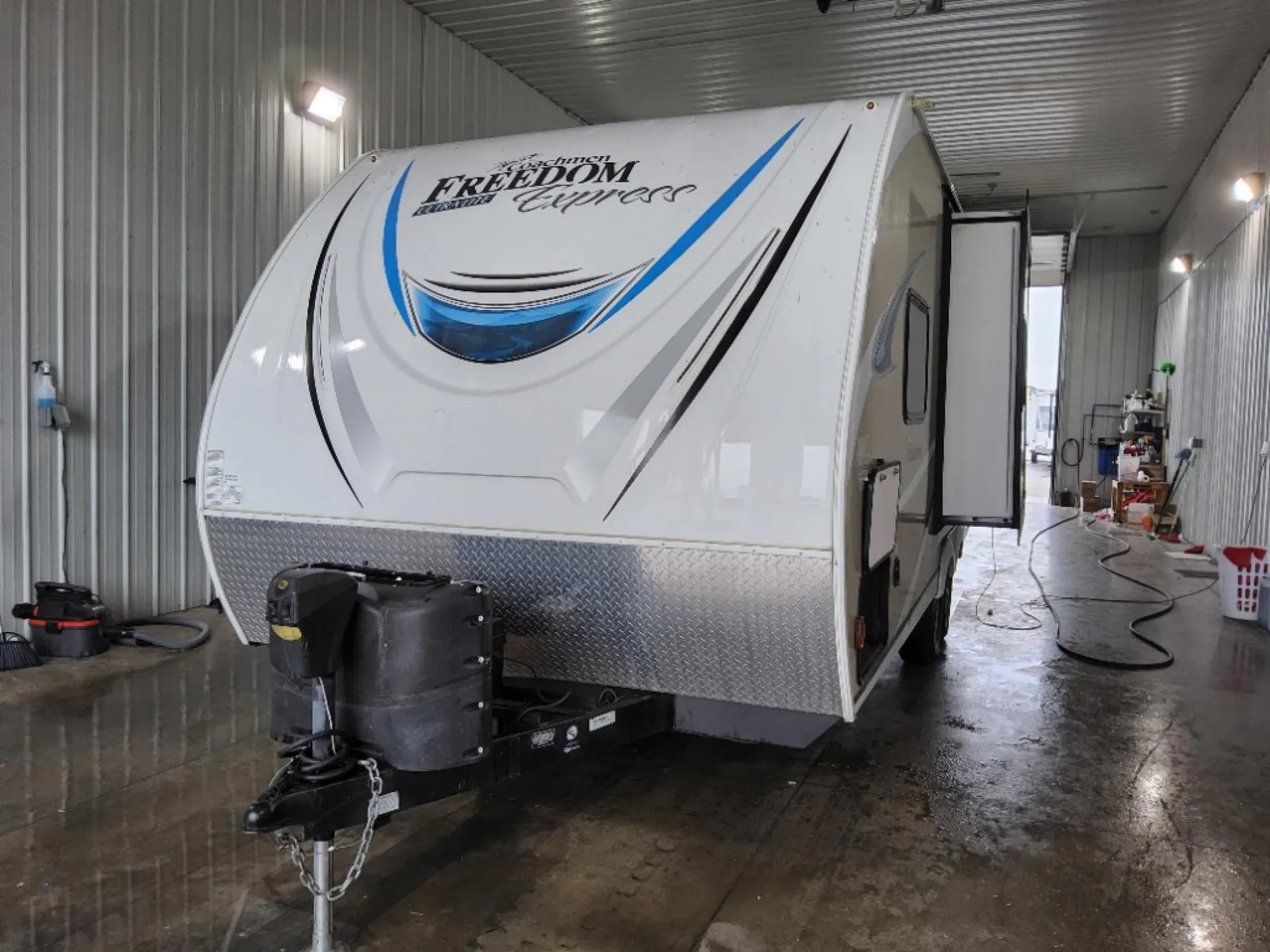 2018 Coachmen Freedom Express 192RBS - Photo 3