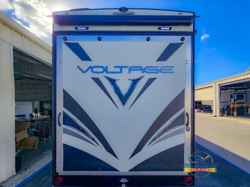 2019 Dutchmen RV Voltage Used    3705 - Photo 4