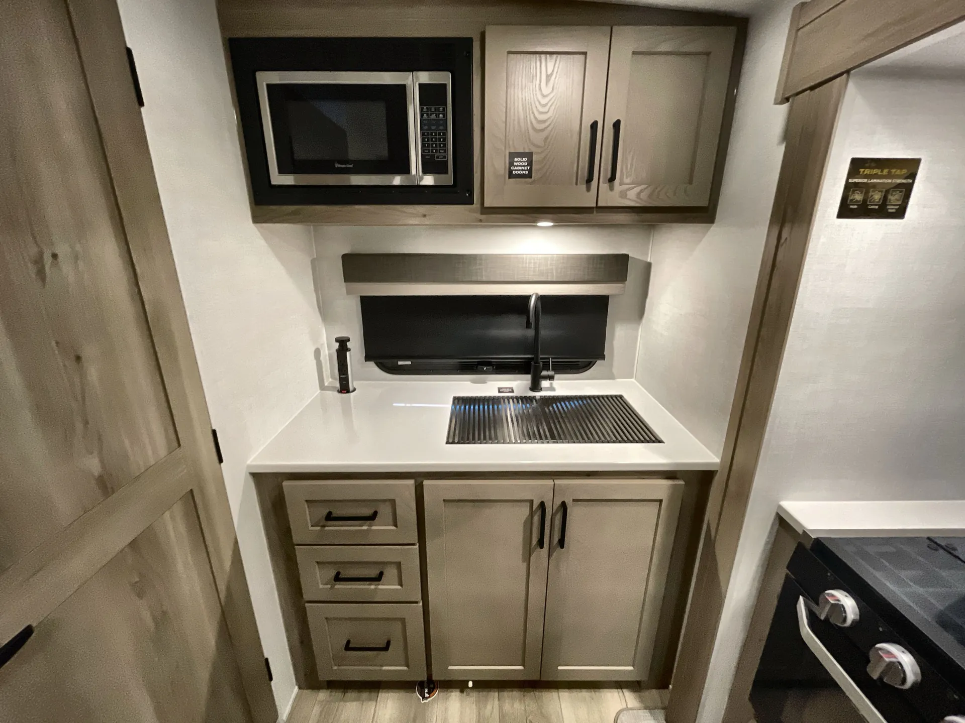 2026 Forest River Rockwood Mini Lite 2522FB - Photo 4