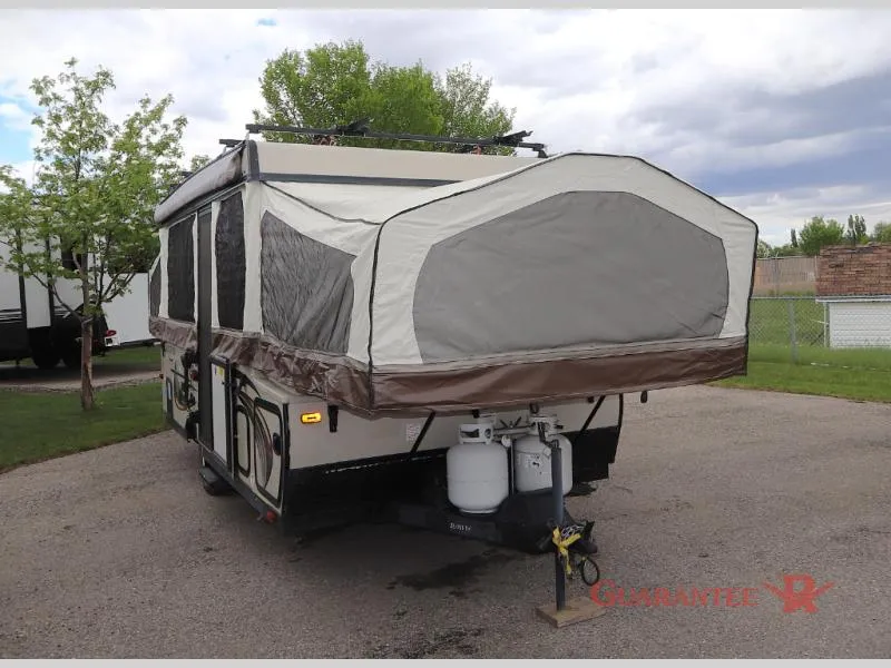 2016 Forest River RV Rockwood Premier 2516G - Photo 4