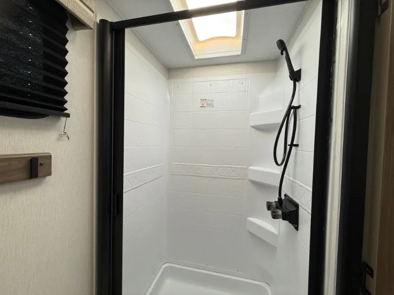 2026 Coachmen Freedom Express Select 18SE, Photos photo 22