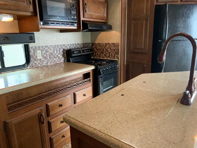 2014 Forest River Salem Villa Estate 393RLT, Photos photo 19