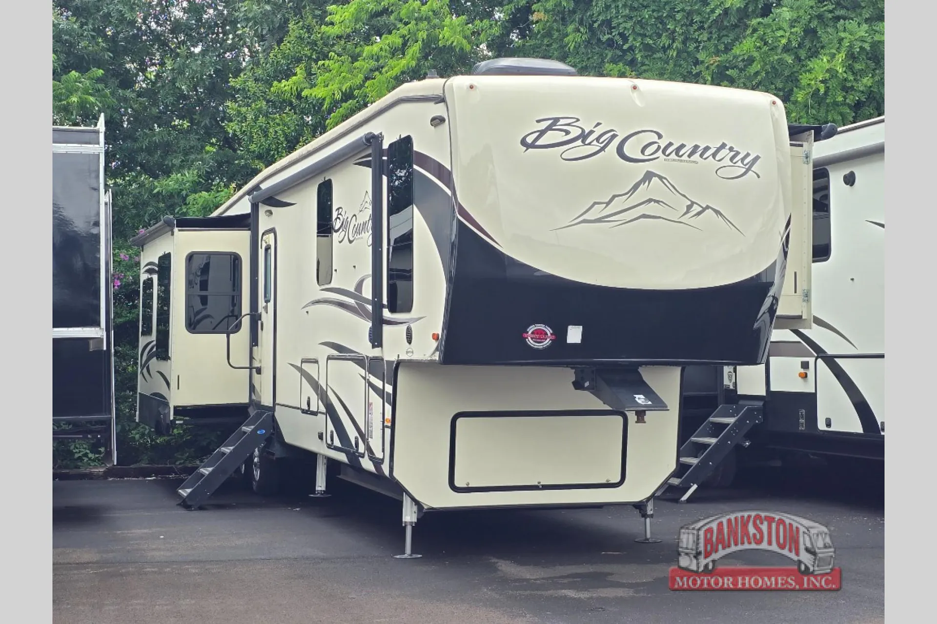 2018 Heartland Big Country 3850MB - Photo 2