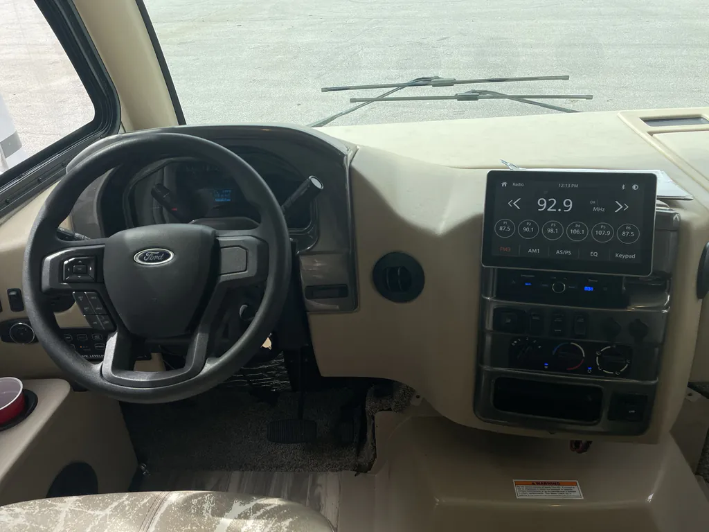 2022 Thor Motor Coach Axis 24.3, Photos photo 21