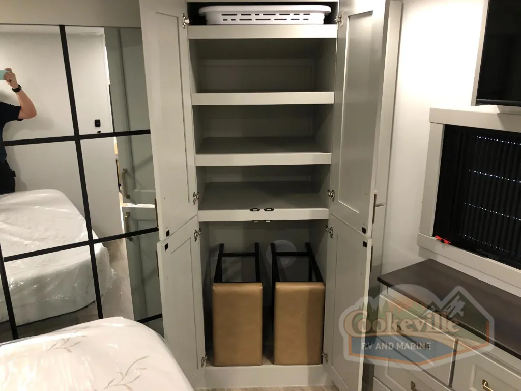 2026 Brinkley Model G 4100, Photos photo 22