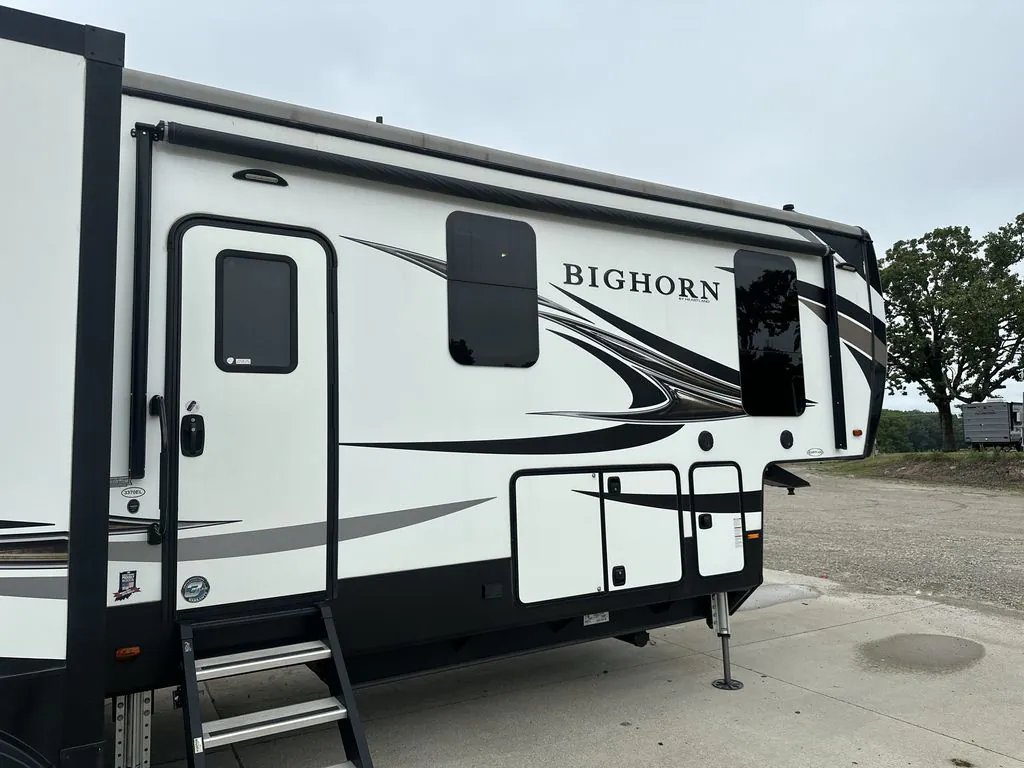 2020 Heartland Bighorn 3370 EL - Photo 4