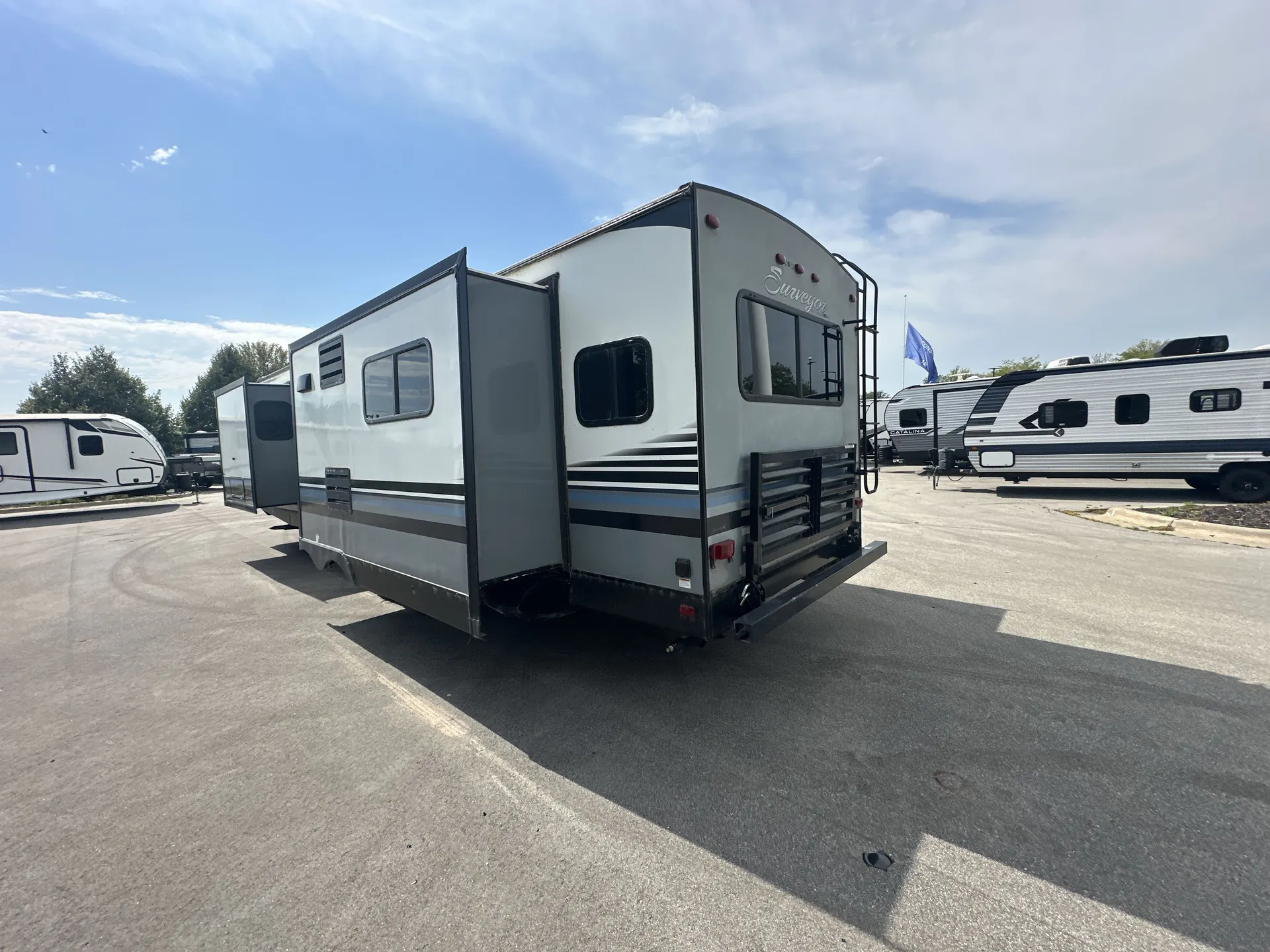 2017 Forest River Surveyor 33RLTS — off campside
